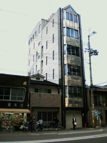 tenant2284.jpg