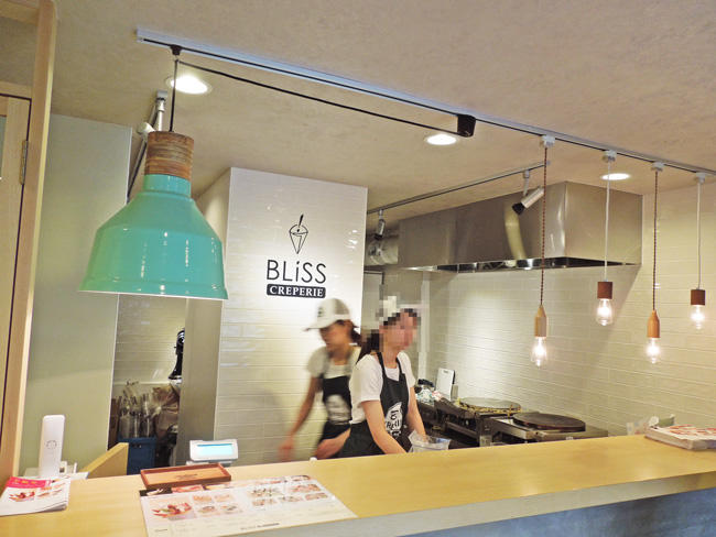 BLiSS CREPERIE<br>2018年7月7日OPEN