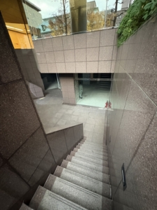 大同生命京都ビル地下1階